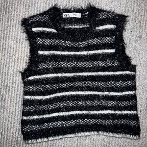 Zara Fuzzy Crop Sweater Vest
